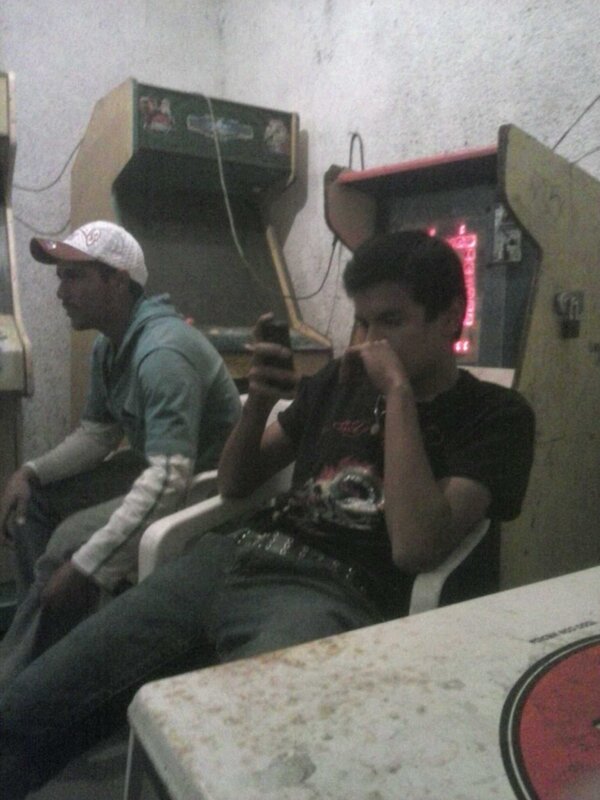 alvarabo's tweet photo. Adito al feis http://t.co/JUB6kLTBNo