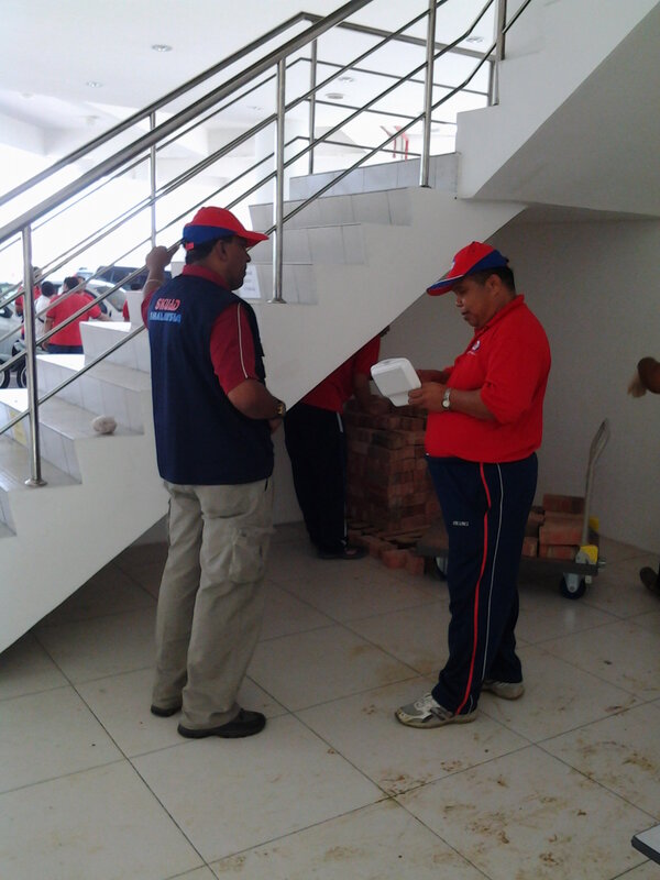 sidek59's tweet photo. rehat sebentar...
@KP_AADK @wanaddenan @AADKJOHOR @AMIRKHUSAIRI http://t.co/9JM7fUb49x