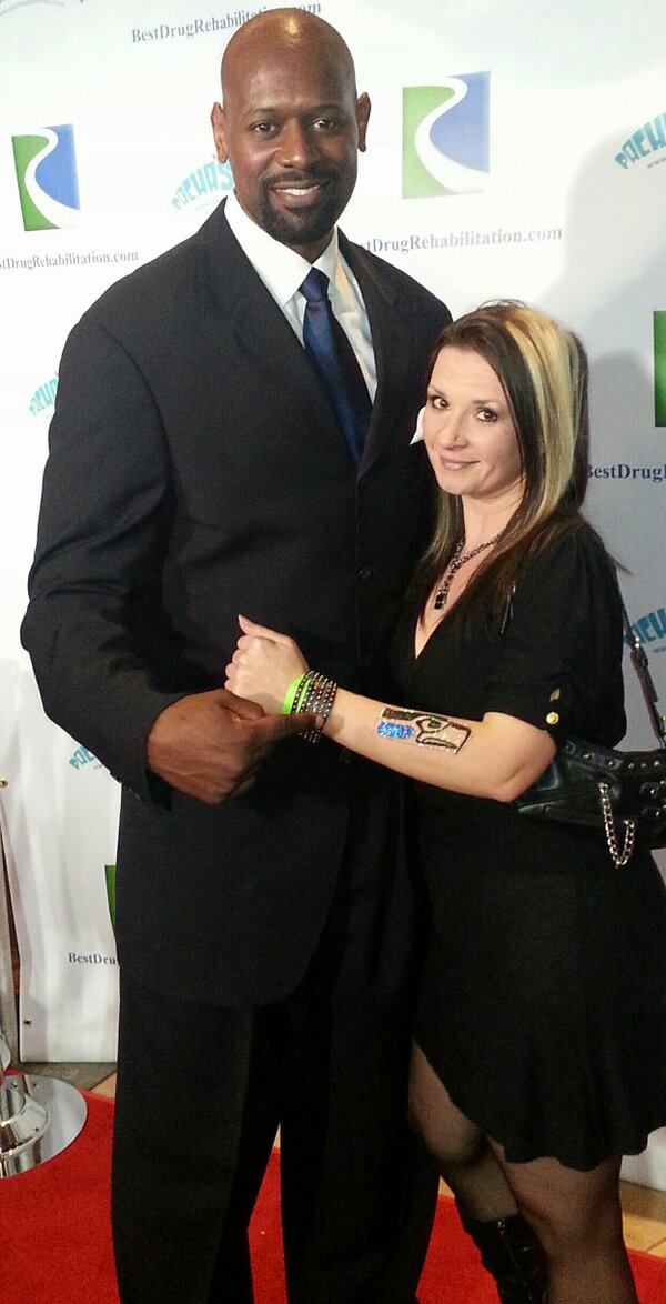 HMAN84's tweet image. @tanseyallen representing her love for the Seahawks! Go Lions! #ImaginationHeals