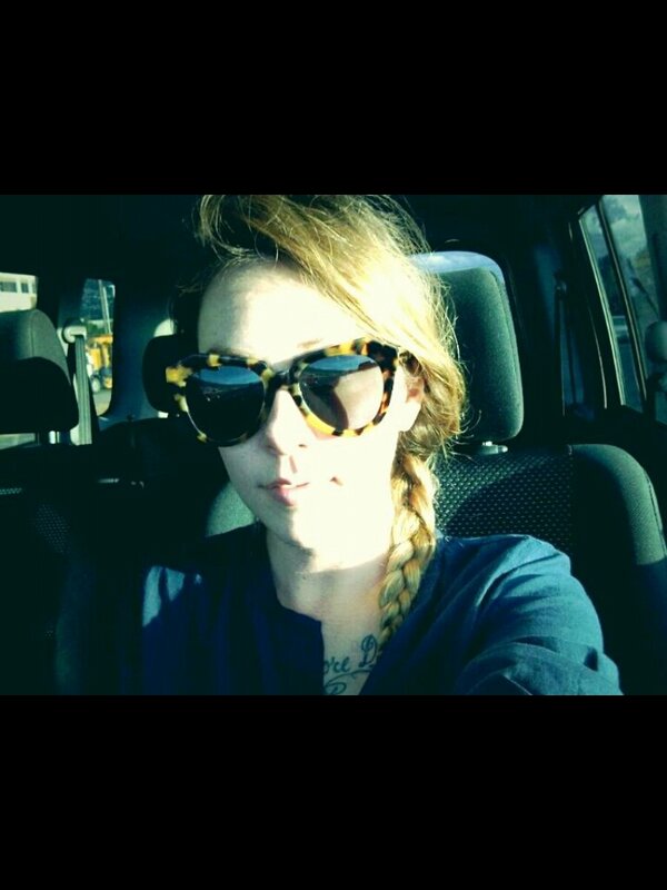 eyebobos's tweet image. (썬그라스추천) 카렌워커..썬그라스~!!
bobos에 재입고 됐습니다..