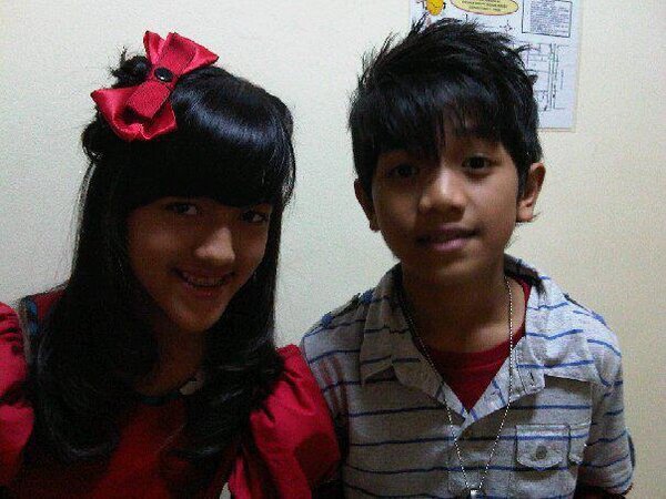sucindahptr's tweet photo. RT @Niike_rise: RT @Lyasavitri: "@chacaanisya: @riostevadit dan @ifyalyssa kapan kaya giini lagi hihi?;;) http://t.co/NjSKZF93Hx"