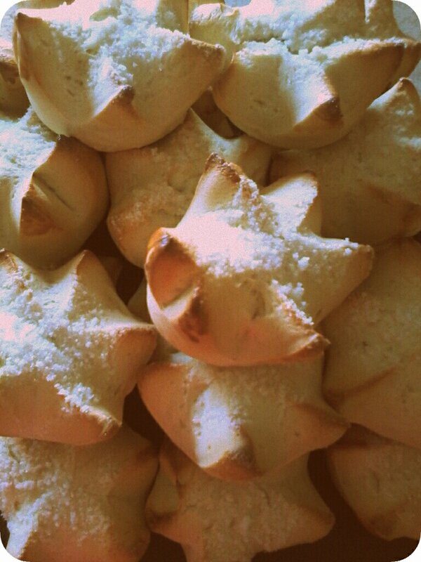 JemillesBakery's tweet image. Star bread for mirienda :)

#breadtaking #bread #starbread #yummy #mirienda