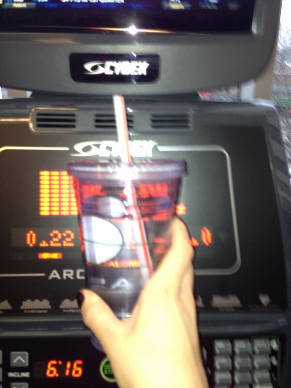 NicoleM416's tweet photo. What's more #embarrassing? #McDonalds straw in water bottle? #Tweeting at the #gym.? #ijustdidthat. http://t.co/WTicWrP2QY