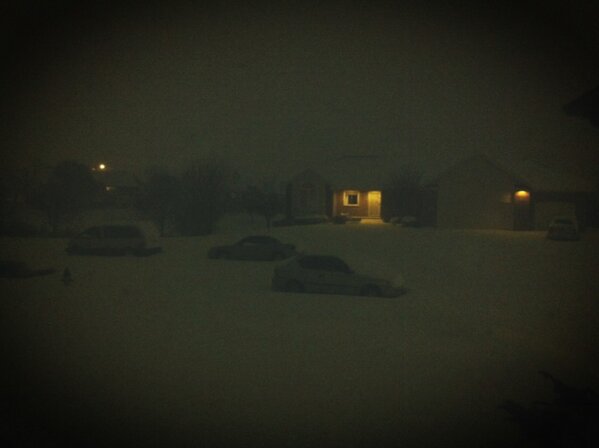 ironFANG1985's tweet image. When you wake up and the app says &quot;4 degrees, feels like -6&quot; you know you really should stay in bed!  #SatProblems