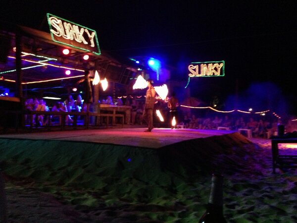 JavaSanek's tweet image. фаер