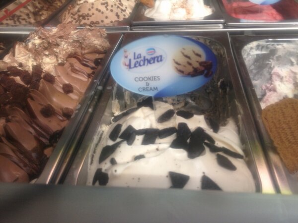Pink49er's tweet photo. @DjEddClayson mmm cookies and cream http://t.co/h68bKTuKjh
