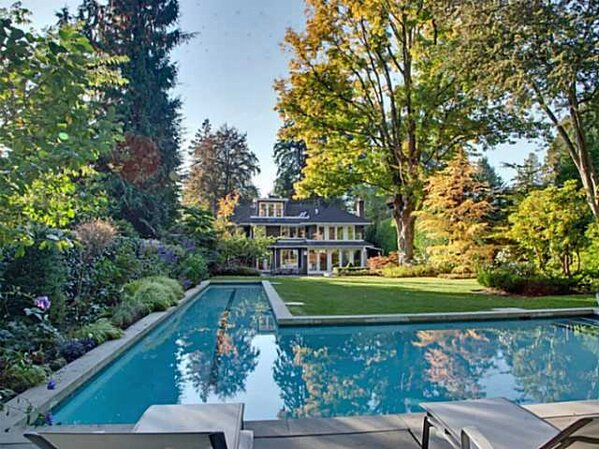 jamiel's tweet photo. Beautiful luxury home sold in Van West for 25% above govt assessment value! http://t.co/qQr4cOf38M