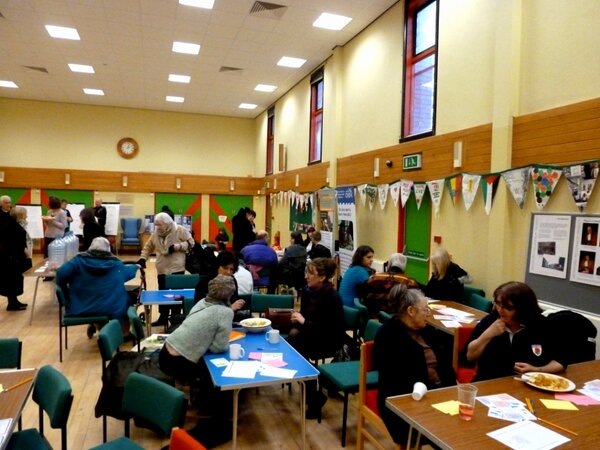 WonfordCLC's tweet image. Great community event today: activities, ideas &amp;amp; tasty grub! Thanks to all those who took part @CorenaWard @ExeterCE