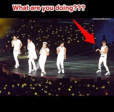 vannyluvdae's tweet image. What is Daesung doing? kkkkk, #lostkitty