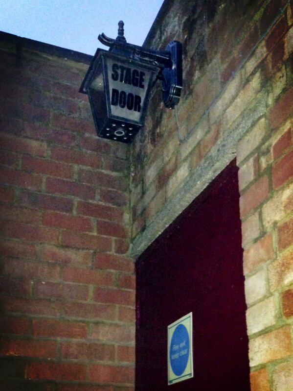 MakeupByLorna's tweet image. I find this so cool! #StageDoor #TheatreWork
