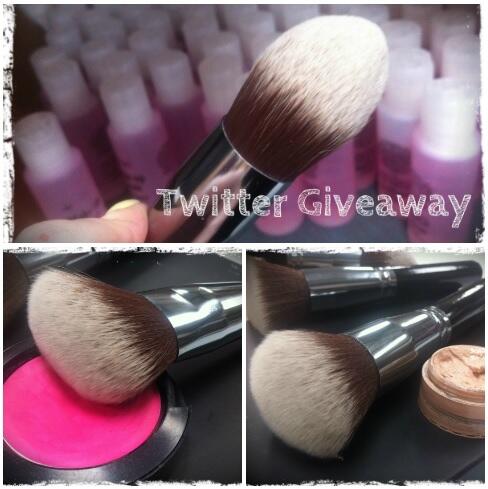 #Crownbrush *Twitter GIVEAWAY* WIN these NEW Infinity Series brushes! Follow Us &amp; RT this!Winner announced @ 5pm 2day