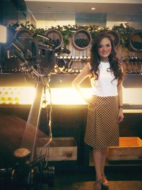 The football review @indosiarID jumat dan minggu pukul 24.00 WIB. Sponsor by IF #inspiredfashion