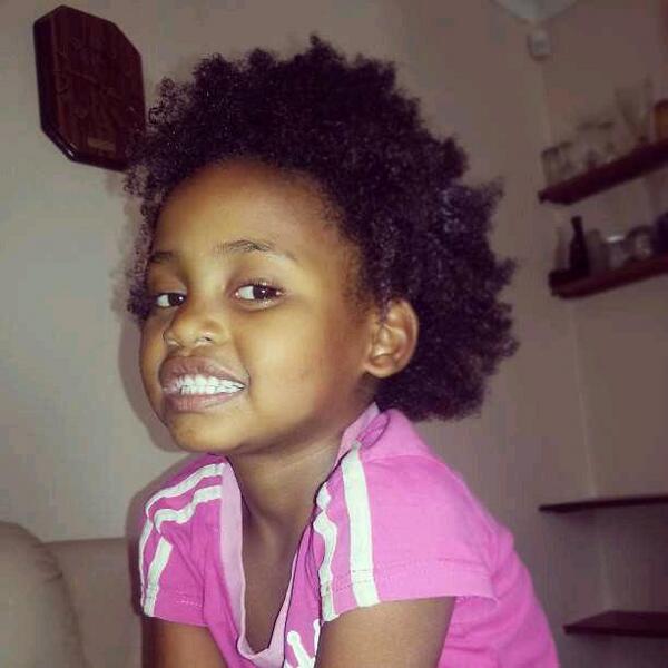 King_Nolz's tweet image. Love my niece soooo much, with her aaawsum hair #CurlyVibes
