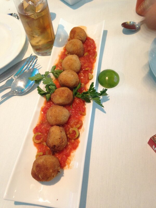 n_bossier's tweet photo. Te esperamos hoy para que pruebes lo mejor del mar solo en la Boccanera http://t.co/gxUHokR16t