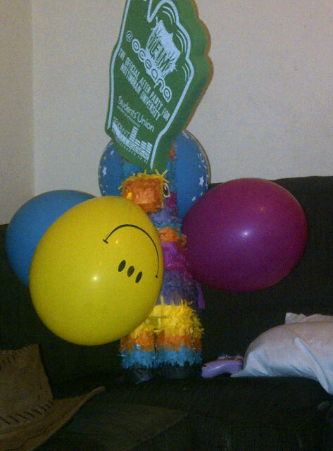 Buro Piñata tweet media