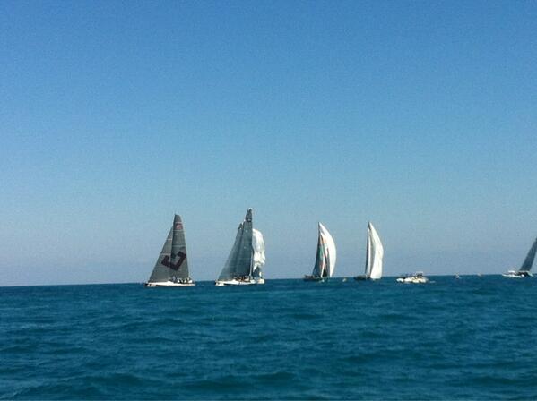 6th to 1st in one downwind leg. Viva team Gladiator. <a href="/52SuperSeries/">52 SUPER SERIES</a> #miami #Gaastra #TP52