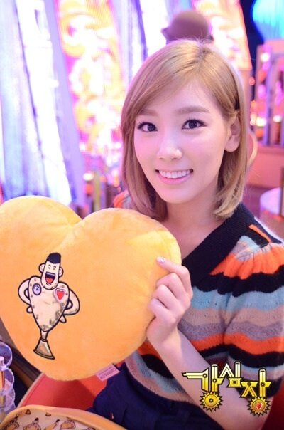 StevenCiang13's tweet photo. #Happy25thTaeyeonDay http://t.co/fj23xp617p