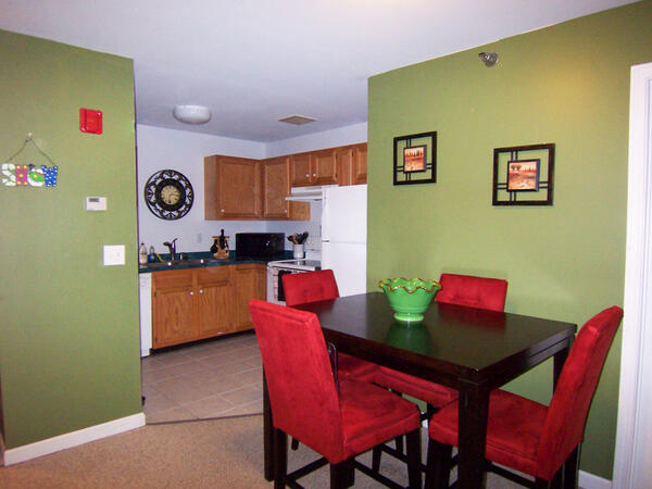 PreferredPropVT's tweet photo. Price reduced to $152K on an affordable &amp; conveniently located 2 bdrm condo. Call Barb 802-233-5590 for more info. http://t.co/NXDABA3Ykt