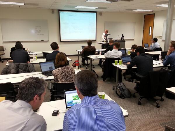 nfcbootcamp's tweet image. Bob Whelan of @TapWise teaches #NFCBootcamp Day 2 attendees how to create their own #NFC-enabled campaigns.