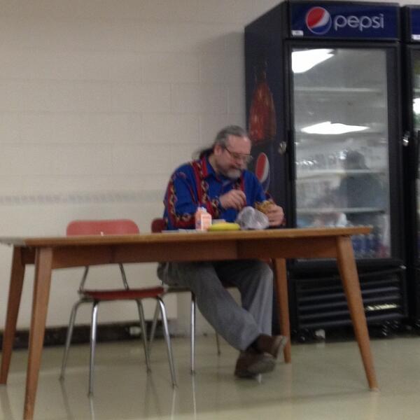 tavenwentling21's tweet image. Mr Lyons at his finest. #hesatool