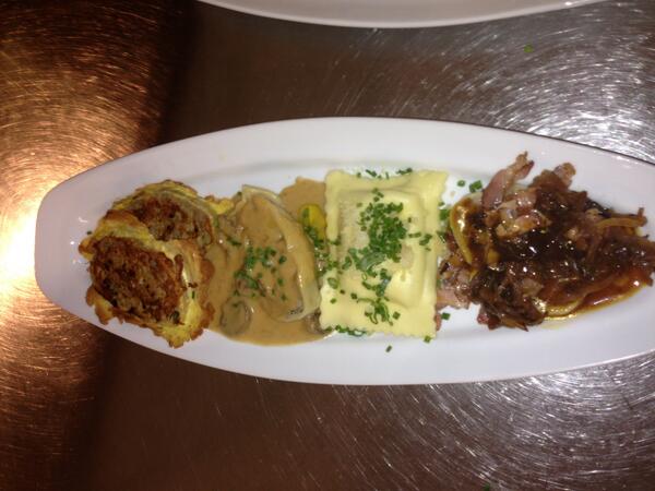 GenussPurler's tweet photo. Das neue Gericht für unsere Speisekarte. Tolle Idee von unseren Gästen.;-) Schwäbische Maultaschen Variation http://t.co/ci5LU5CdB4