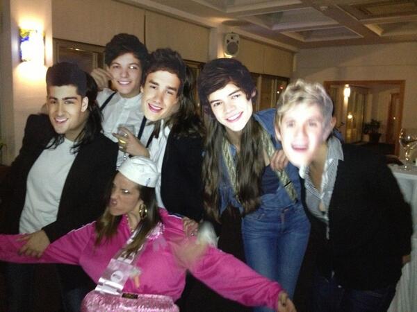 Steph_Grech's tweet photo. @Harry_Styles 27 year old bride to be with one D....there's still time boys http://t.co/OSDkh834rX
