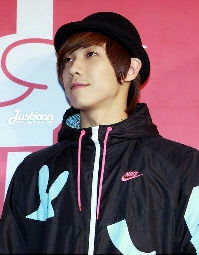 idol_min_b's tweet photo. 엠블랙 이준 http://t.co/BmDzjtOKTr