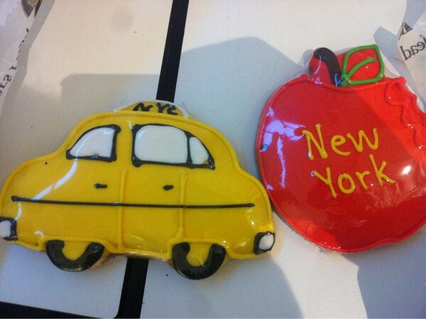 Ben's apology cookies for rushing us to the airport #AQTF #NBIN