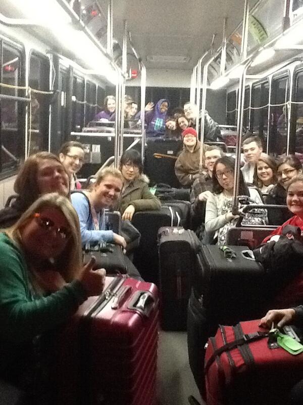 FAESStudyAbroad's tweet photo. #osuvida. On the bus! http://t.co/iPmP3dGlYH