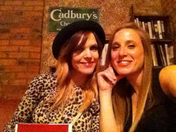 Cheryl Louise tweet media