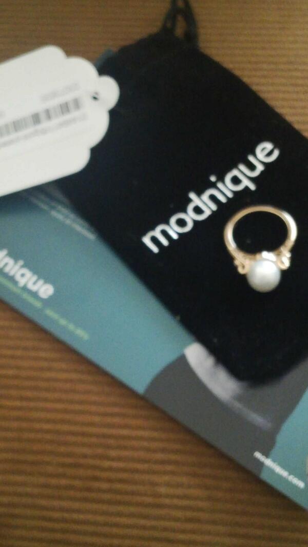 IBSHIR's tweet image. طلبية زبونة خاتم لؤلؤ من #modnique طلب بوساطة #ibshir