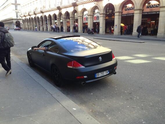 challzy99's tweet image. This a great painting at the #louvre flat black from a far metallic up close. #workof art # BMW