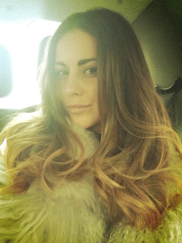 LouiseAThompson's tweet photo. In love with my hair by @jamiestevens7 and @omgtrashy #bestinthebusiness #dreamylocks http://t.co/MCIVFHZ43v