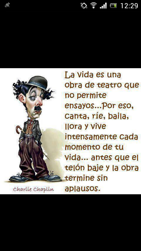 carolinagm91's tweet photo. A vivir :) http://t.co/0reRv2jgBt