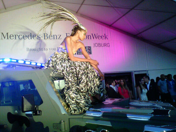 BevJohansen's tweet photo. #gavinrajah preview to Gavin Rajah Show in 45min #mbjfw2013 media going Rajah!!! http://t.co/kwwmQjiIy3