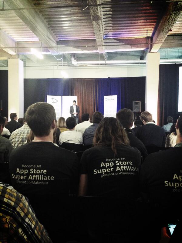 detectiveio's tweet photo. Atif from @TeamNinjathat presenting on stage @DreamitVentures !!! http://t.co/DlnUFsu2Hk