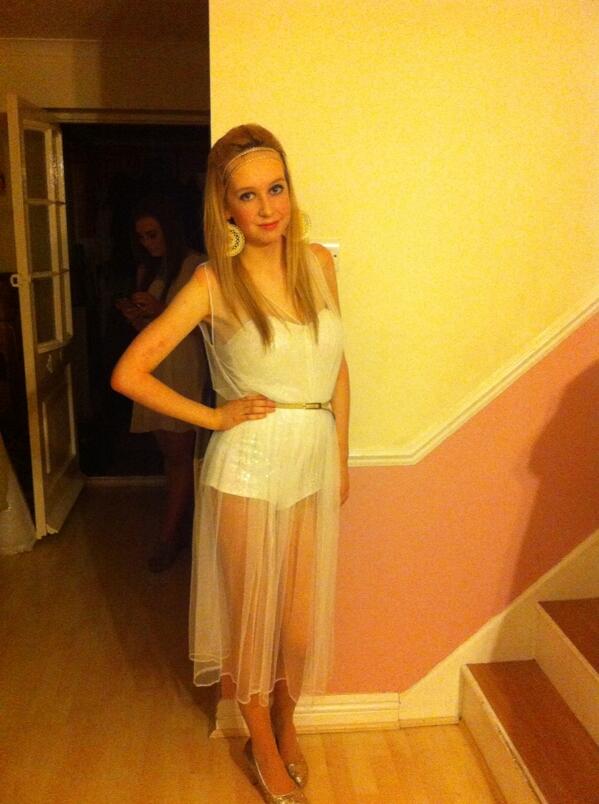 mariaelizabethx's tweet image. Moi! &amp;lt;3 #togaparty #party #greektheme #partyandbullshit