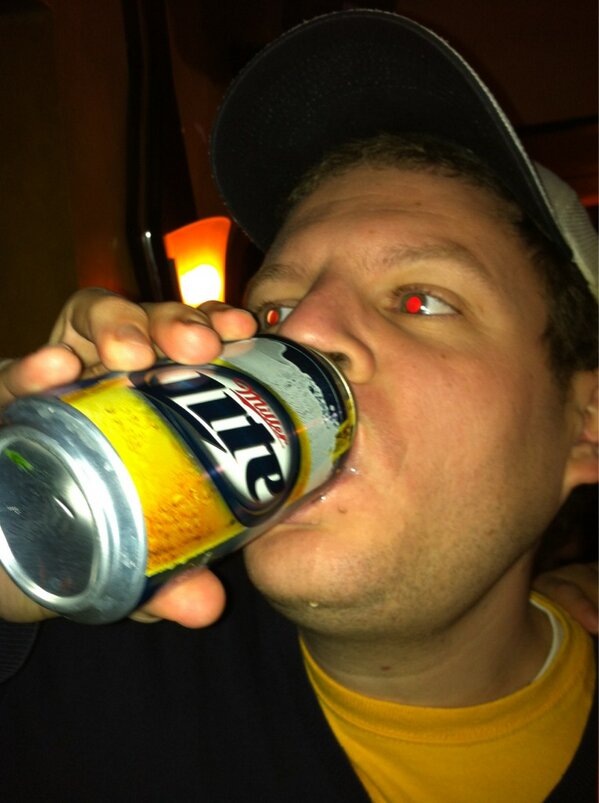 seriouslyjay44's tweet photo. #millerlite #B12DC  #WVUDC http://t.co/kFQwqfi6uU