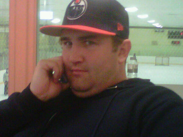 Cundy_16's tweet photo. @pnikita13 @birdz_eye_view @lavz14 #doublechins http://t.co/TaK5Ud4HY8