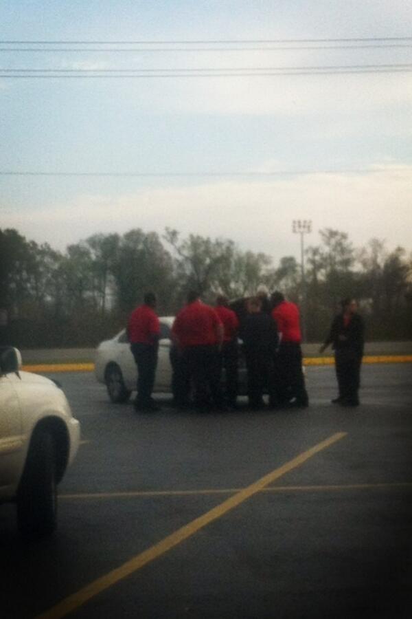 Cmac3233's tweet image. How many Auto Zone workers does it take to fix a car #2many