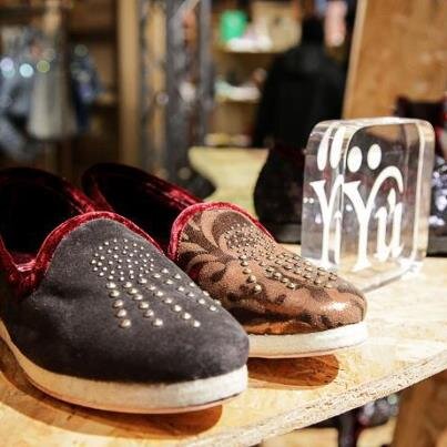 e_pitti's tweet image. A refinement and a unique, timeless taste for the FW 2013 collection of Coral Blue j.mp/YxRCDo #PW11