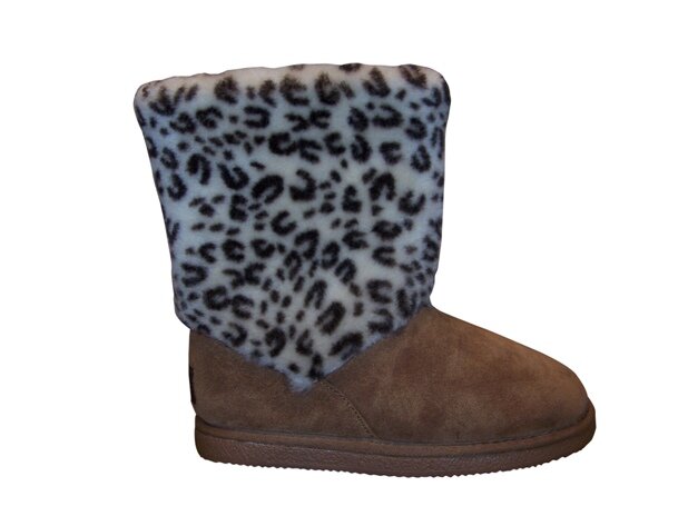 Snooki furry boots bearpaw deals