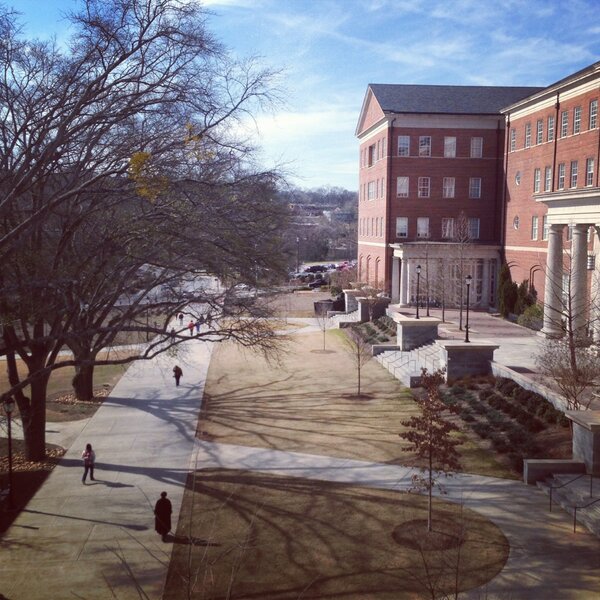 TEDxUGA's tweet image. Here's a shot of the MLC on a sunny afternoon. What's your Athens moment in one picture? #activelocal
