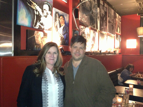 FirstCom_Music's tweet image. Nothing like catching up over a great Cuban meal! Always nice to see you Luis! #Firstcom