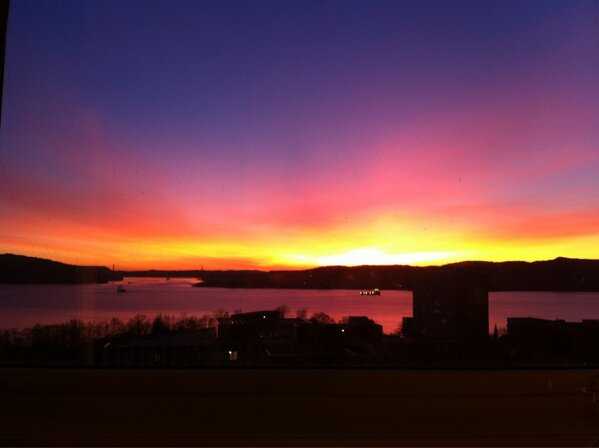 Charline_So's tweet image. On est vraiment bien , #alcool #petitevue #Norvège