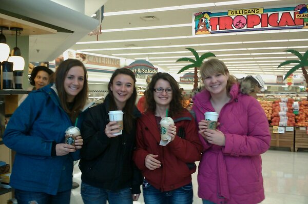 itsmrsdouma's tweet image. Birthday Starbucks with the carpool girls :) #javafrappes #happyhappy