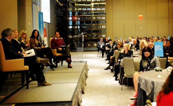 ACCTV's tweet photo. At #industryTO as part of #CdnScreenAwards great panel @BanffMedia with @Academy_NET http://t.co/7qXL28JpJH