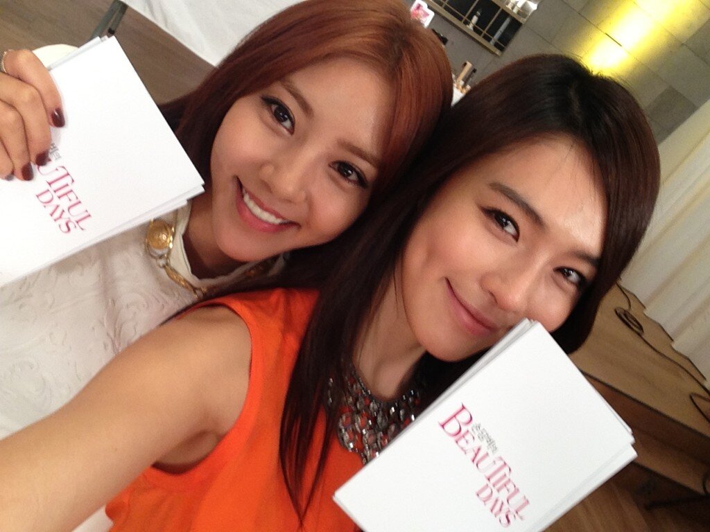 BEE8Yi4CEAIf92M.jpg:large