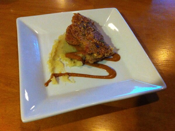 ahRelyLocalAVL's tweet image. At @plantrestaurant for #avlcrawl. Look at that lovely Hazelnut Crusted Seitan! #avleat