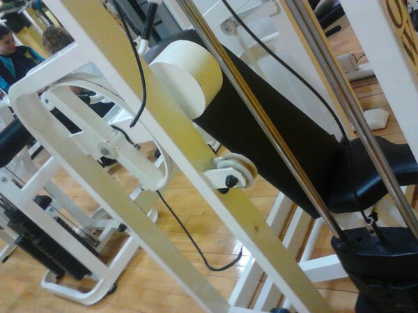 Estar en la sala de pesas y que <a href="/claudiabr4/">CB.</a> rompa una makina esta demasiado tocha